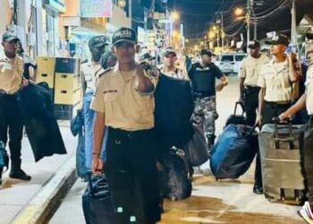 Atacames recibe a 56 nuevos elementos policiales para reforzar la seguridad ciudadana